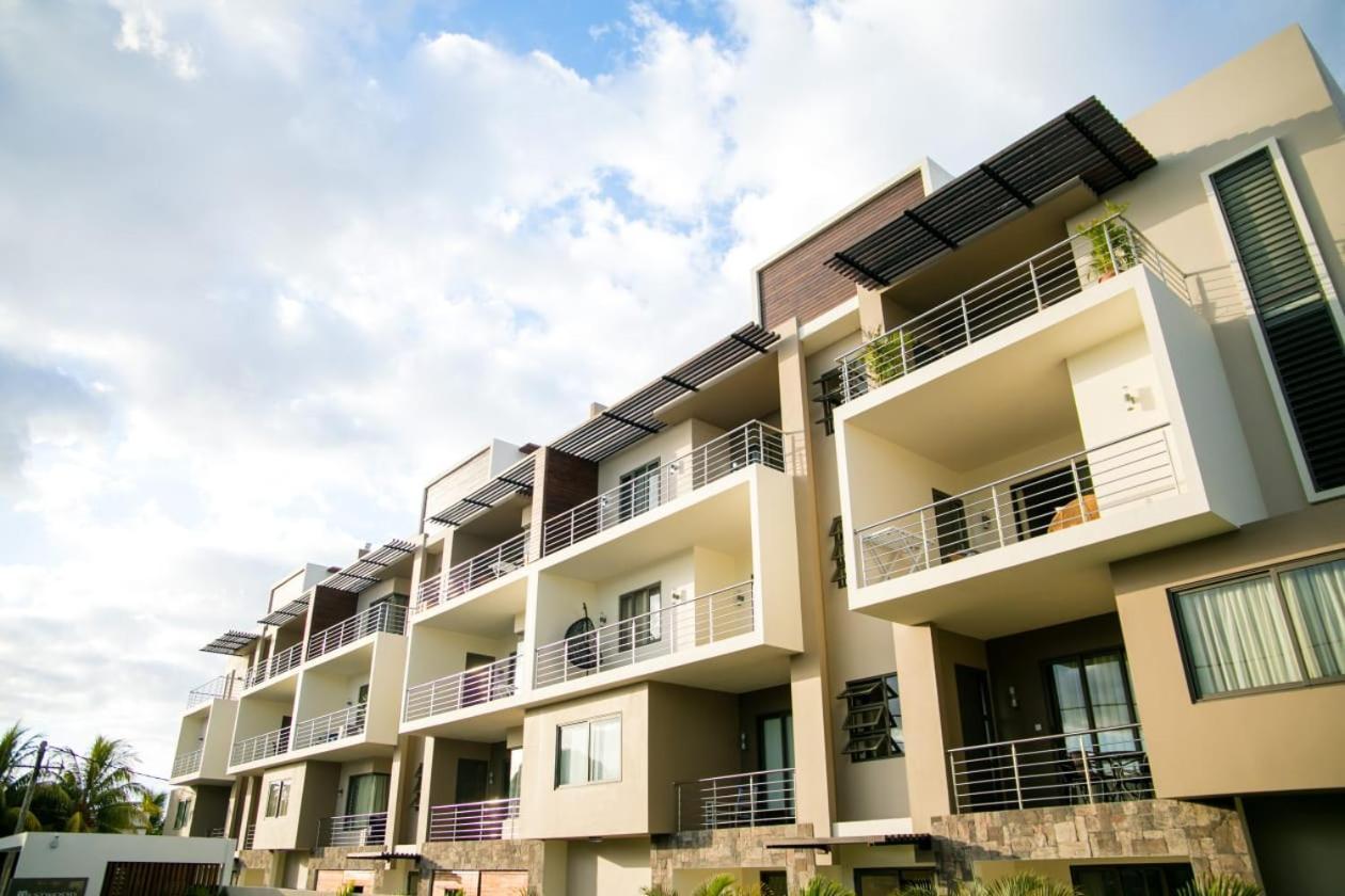 Entire Luxury 3 Bedroom Condo For Rent - Flic-En-Flac - Close To Beach Exterior photo